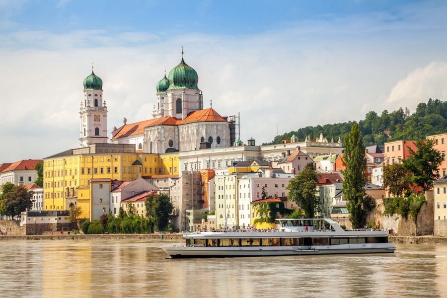 Passau: 1-Hour Guided City Walking Tour - Starting at St. Stephen’s Cathedral