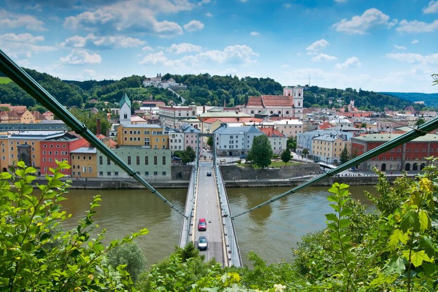 Passau: City Highlights Guided Walking Tour - Along the Inn River