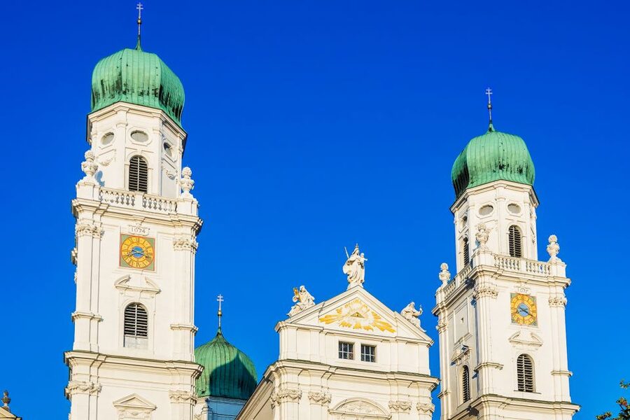Passau: City Highlights Guided Walking Tour - What the guide adds beyond the sights
