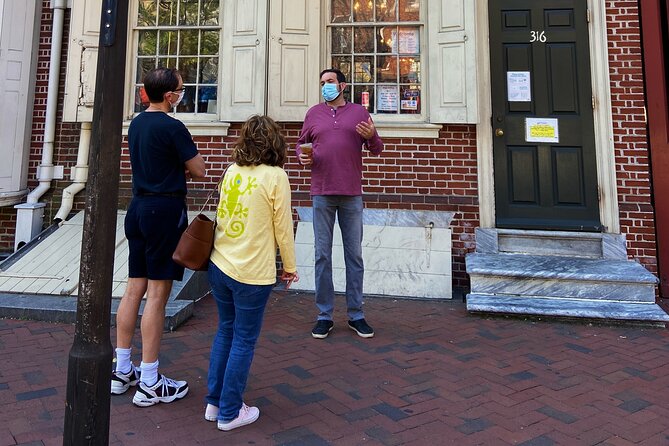 Philadelphia Old City Historic Walking Tour with 10+ Top Sites - Guides Who Keep the History Moving