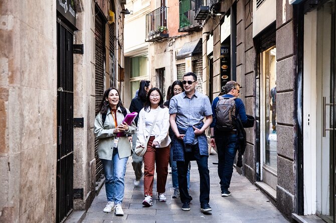Picasso Museum and Walking Tour Plus Optional Wine & Food Tasting - Why Picasso makes more sense on foot