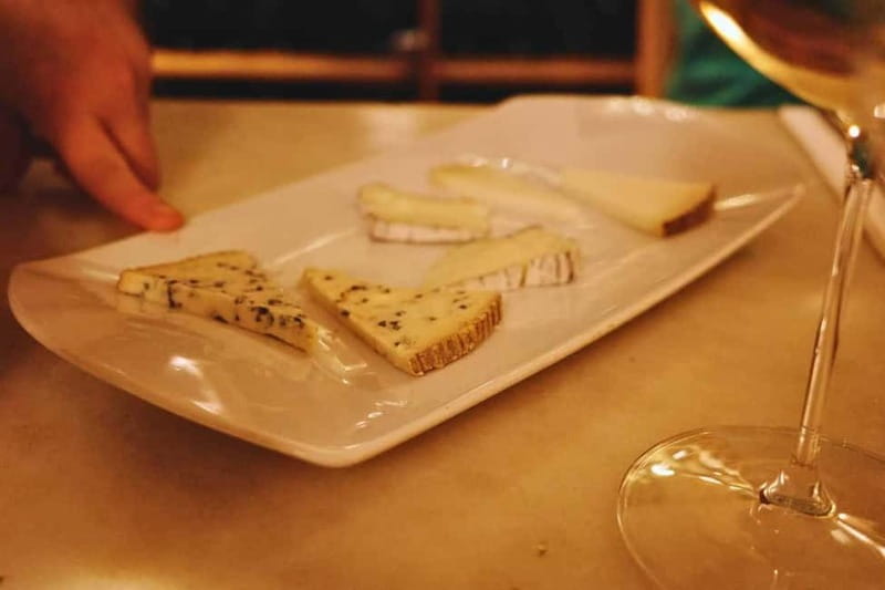 Picasso Museum and Walking Tour Plus Wine Tasting Upgrade - Carrer Montcada and the museum entrance