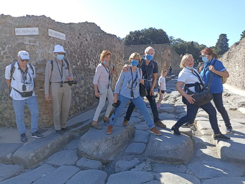 Pompeii: 3D Walking Tour with Entry Ticket - Booking details that matter