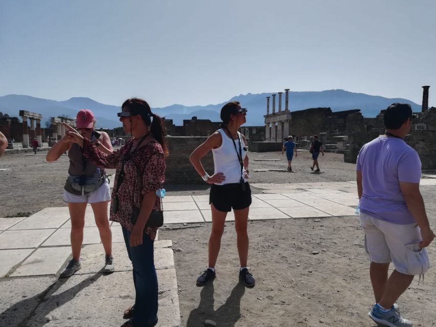 Pompeii: 3D Walking Tour with Entry Ticket - Why the AR view changes Pompeii
