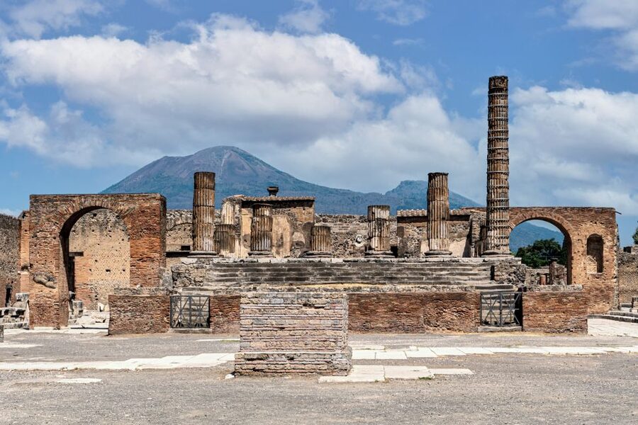 Pompeii: Guided Walking Tour with Entrance Ticket - The Forum and the public heart of the city