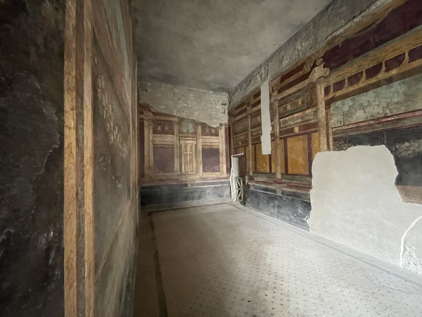 Pompeii: Highlights Guided Walking Tour - Booking and cancellation details
