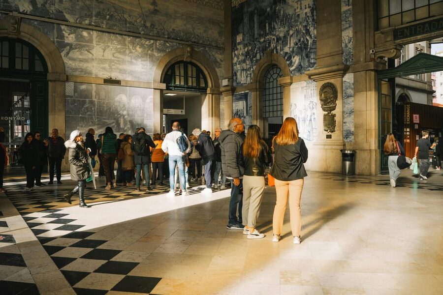 Porto: City Center Walking Tour - Palácio da Bolsa closes the historic arc