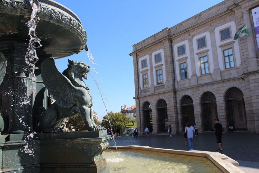 Porto: Historic City Center Walking Tour - Cordoaria’s Garden and a slower stretch of the walk