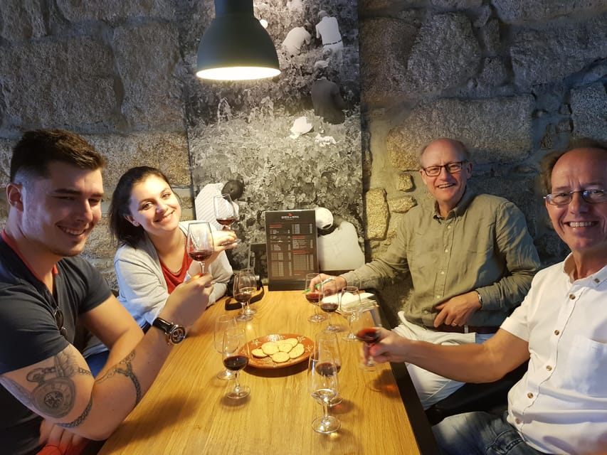 Porto: Port and Douro Wine Walking Tour with 9 Tastings - Key points to know before you book