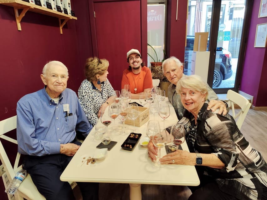 Porto: Port and Douro Wine Walking Tour with 9 Tastings - Why Vila Nova de Gaia is the right place for this tasting