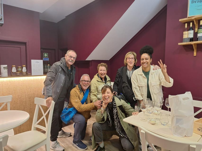 Porto: Port and Douro Wine Walking Tour with 9 Tastings - The guides make the biggest difference