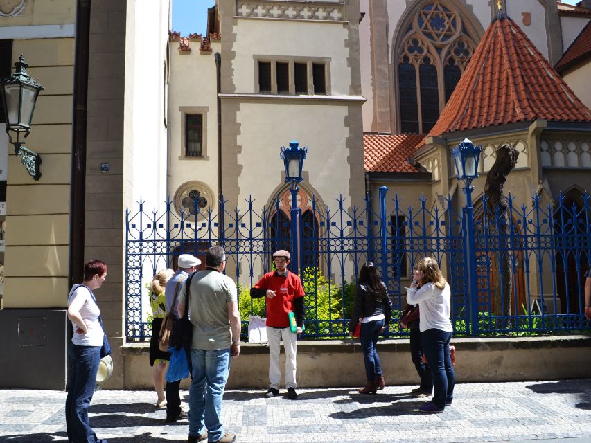 Prague: 2-Hour Old Town and Jewish Ghetto Walking Tour - Why this two-hour route works well