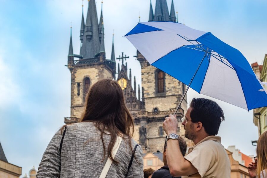 Prague: 3-Hour Walking Tour of Old Town & Prague Castle - Key points to know before you go
