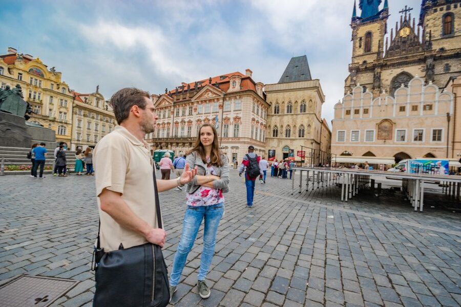 Prague: 3-Hour Walking Tour of Old Town & Prague Castle - Guides make the difference