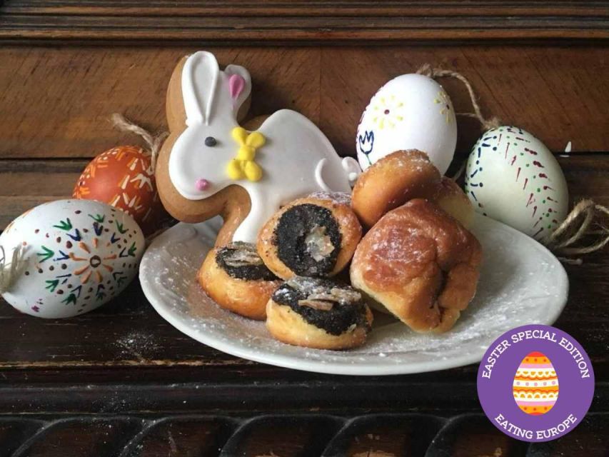 Prague: Food and Beer Guided Walking Tour with Tastings - Kolaches and open-faced sandwiches, Czech food in everyday form