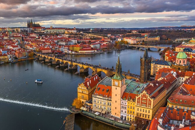 Prague Guided Walking Tour and Cruise with Authentic Czech Lunch - Starting beside the Charles Bridge at 10 a.m.