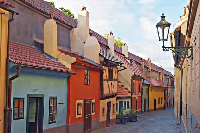 Prague Guided Walking Tour and Cruise with Authentic Czech Lunch - How much value do you get for $102.79?