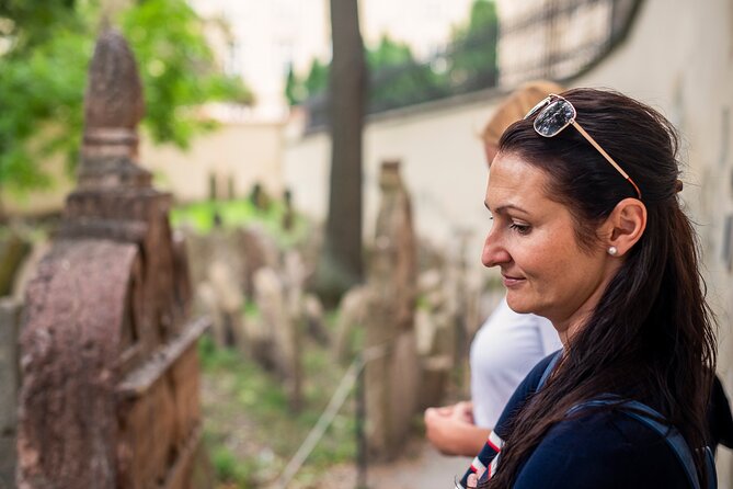 Prague: Jewish Quarter Walking Tour with Admission Tickets - Key points to know before you go