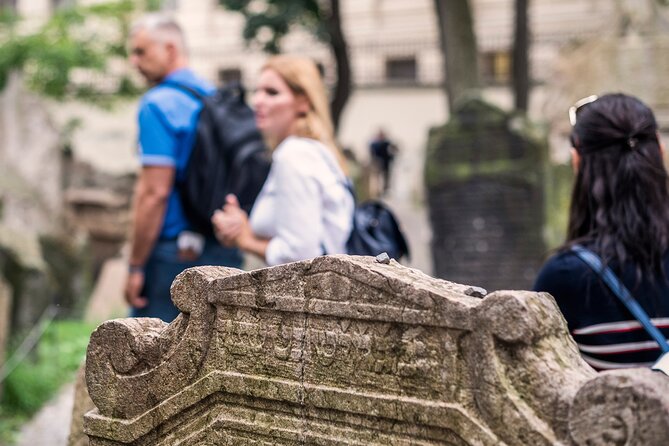 Prague: Jewish Quarter Walking Tour with Admission Tickets - Starting at Maiselova 5 in Josefov