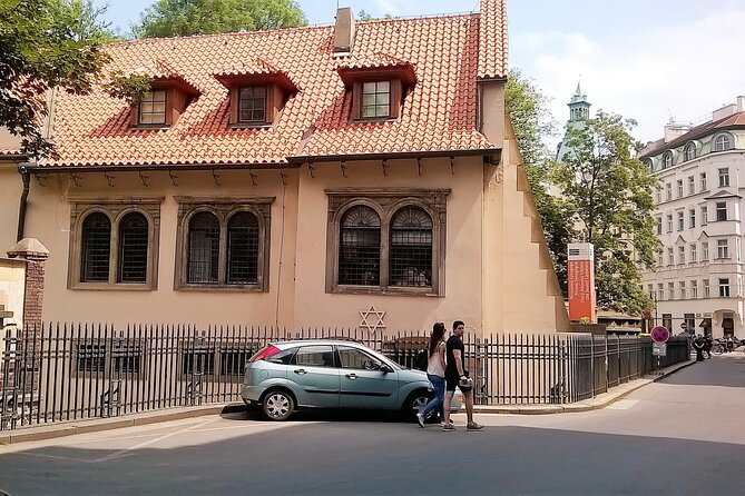 Prague: Jewish Quarter Walking Tour with Admission Tickets - Pinkas Synagogue and the weight of memory