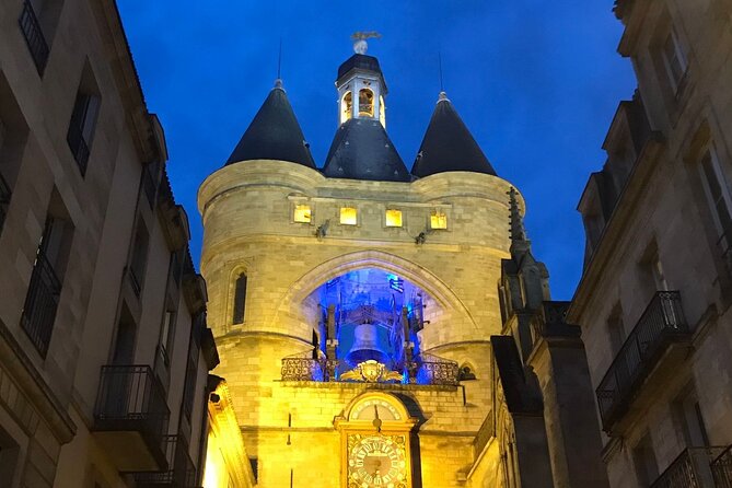 Private - Best of Bordeaux Walking Tour + Glass of Bordeaux Wine - Finishing at Place de la Bourse