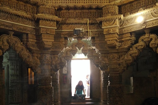 Private Heritage Walking Tour in Jaisalmer Fort and Old Bazaar - Should you book the Jaisalmer Fort walking tour?