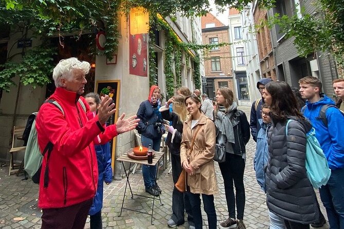 Private Historical Tour: Legends of Antwerp - Meeting the giant at Het Steen