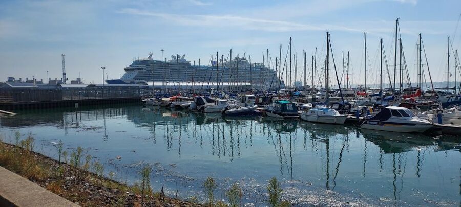 Private Southampton Walking Tour - Walking the City Walls and the medieval town