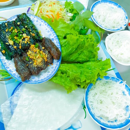 Private Street Food Evening Walking Tour in Ho Chi Minh City - Six to ten stops, with plenty of walking between them