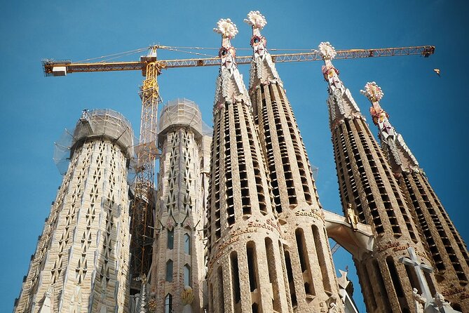 Private Tailored Barcelona Walking Tour - Making time for the Sagrada Família