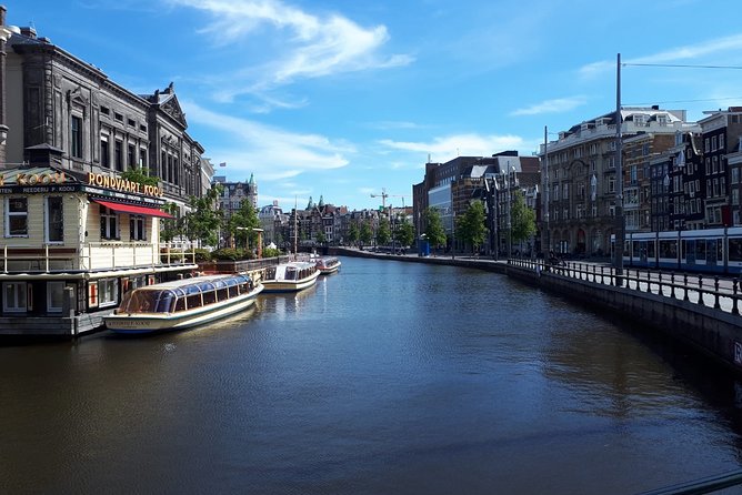 Private Tour: Amsterdam City Walking Tour and Canal Cruise - Seeing Amsterdam from the canal
