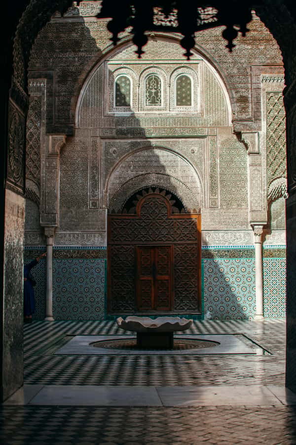 Private Tour –In Old Medina of Fez with a Professional Guide - Craftspeople, souks, and the practical side of shopping