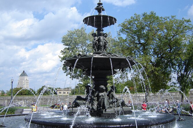 Private Tour: Quebec City Walking Tour - Place Royale and Notre-Dame-des-Victoires