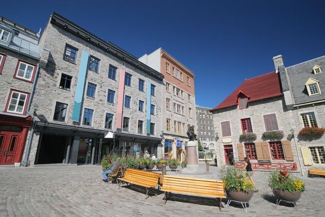 Private Tour: Quebec City Walking Tour - Petit-Champlain and the steep way down
