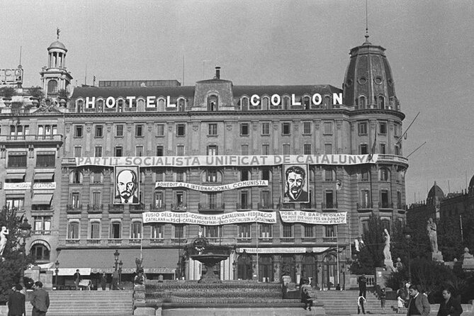 Private Tour Spanish Civil War & Franco's Dictatorship - Plaça de Vicenç Martorell and the Raval’s working-class story