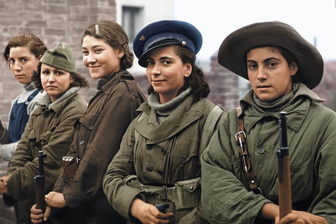 Private Tour Spanish Civil War & Franco's Dictatorship - Antic Hospital de la Santa Creu and the war’s human cost