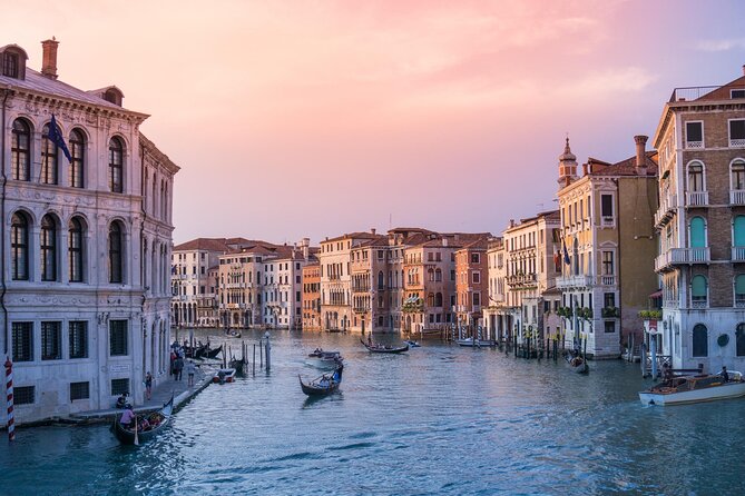 Private Venice 2 hrs Tour: Boat & Walking Tour with food tasting - The one-hour walk through lesser-known Venice