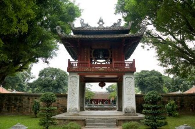 Private Walking Tour of Hanoi City - Hoan Kiem Lake and Ngoc Son Temple