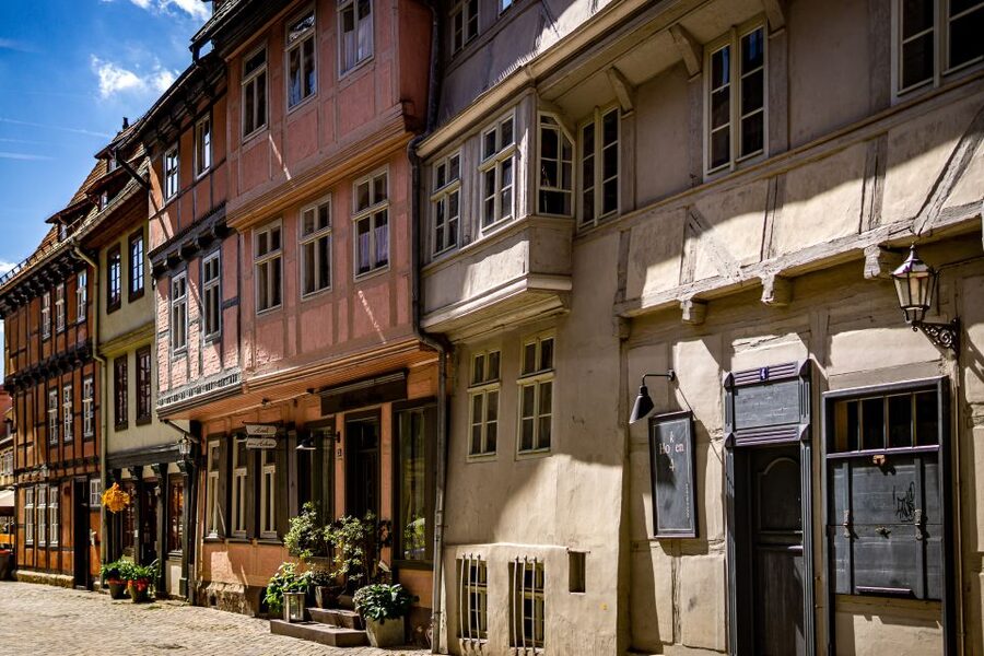 Quedlinburg: Guided City Highlights Walking Tour - Practical tips for a better walk