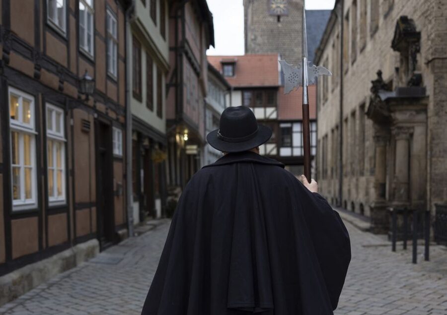 Quedlinburg: Historical Old Town Evening Walking Tour - Why Quedlinburg feels different after dark