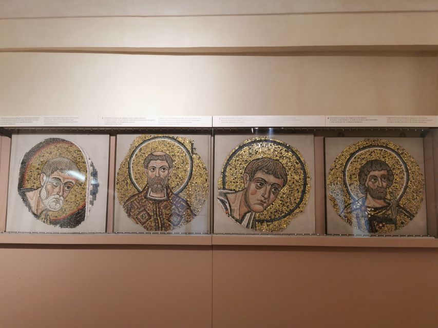 Ravenna: Exclusive Private Walking Tour with a Local Expert - Sant’Apollinare Nuovo: start with a long visual story