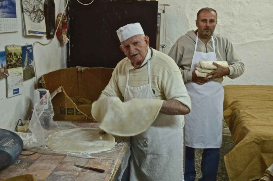 Rethymno: Old Town Walking Tour with Meal - Why this Rethymno food walk works so well
