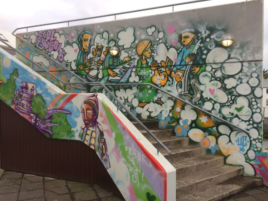 Reykjavik: Guided City Walking Tour - Walking toward Hallgrimskirkja