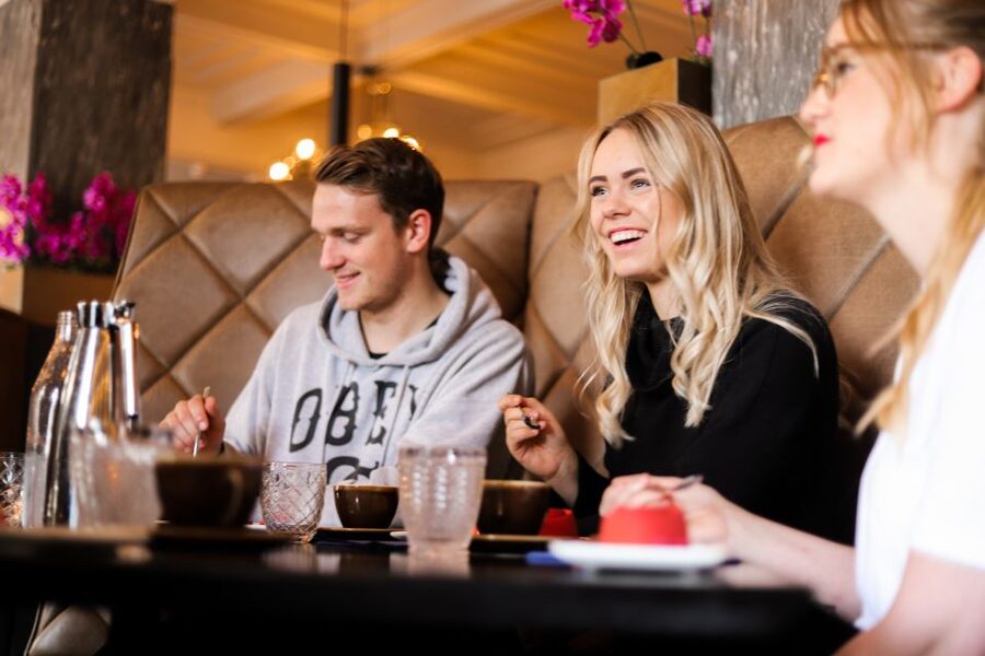 Reykjavik: Guided Foodie Walking Tour with 6 Tastings - Key points at a glance