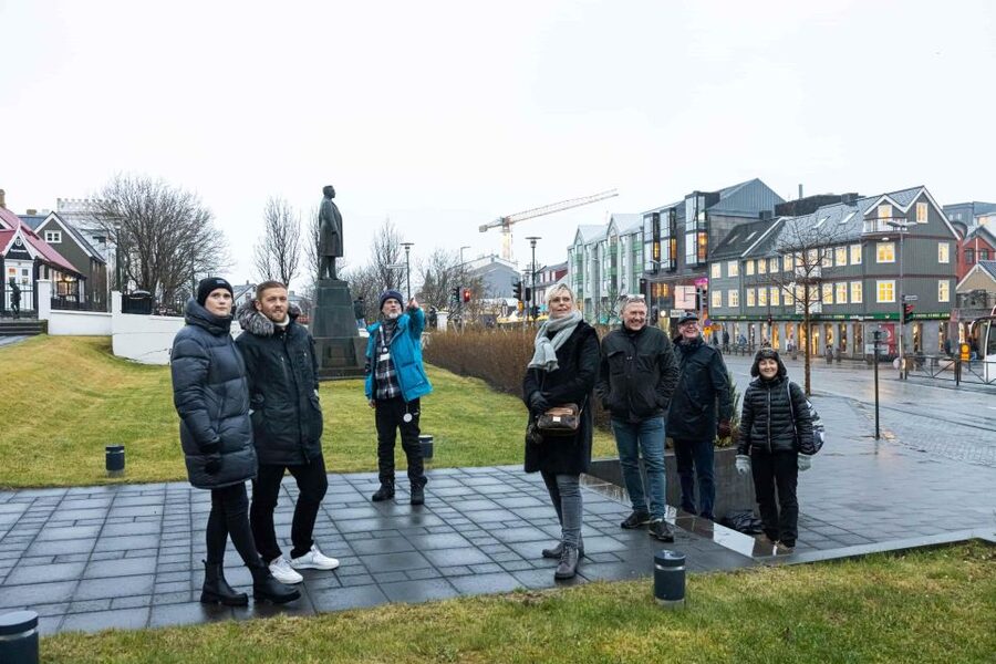Reykjavik: Sightseeing Walking Tour with a Viking - Ægisgarður and Harpa: the harbor meets modern Iceland