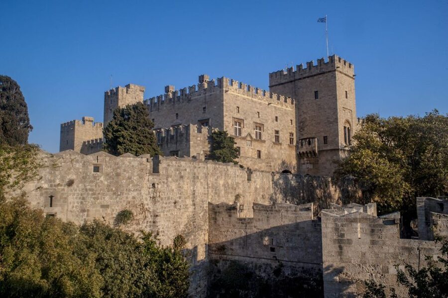 Rhodes: Old Town Walking Tour with Guide - Grand Master Palace and the fortifications