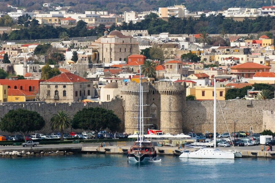 Rhodes: Old Town Walking Tour with Guide - Coffee, tea, and the sweet side of the walk