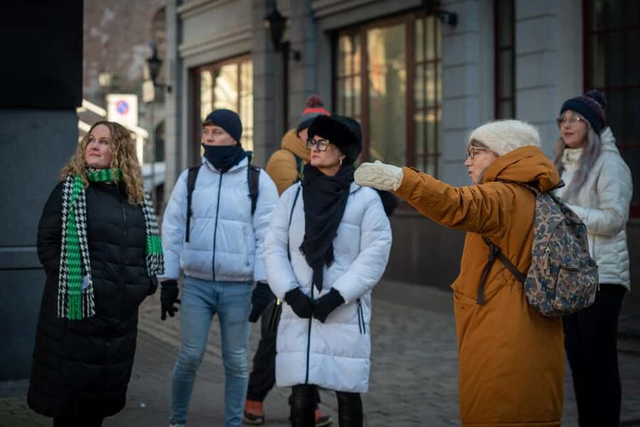 Riga: Old Town Walking Tour in a Small Group or Private - Starting at the House of the Blackheads