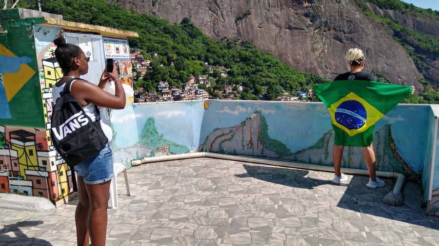 Rio De Janeiro: Half-Day Rocinha Favela Walking Tour - Walking through Rocinha instead of taking a vehicle