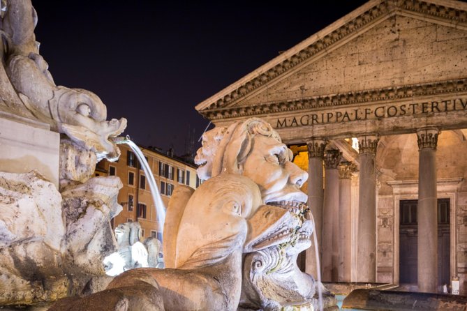 Rome by Night Walking Tour - Legends & Criminal Stories - Crossing the Tiber and the haunted bridge